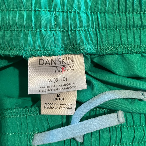 Teal athletic shorts, size medium! - Picture 3 of 4